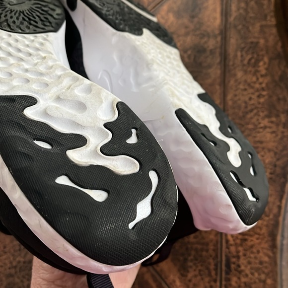 Women’s Nike Renew In-Season TR 11 Trainers US SIZE 8.5 / UK 6/ EURO 40. - Picture 4 of 12